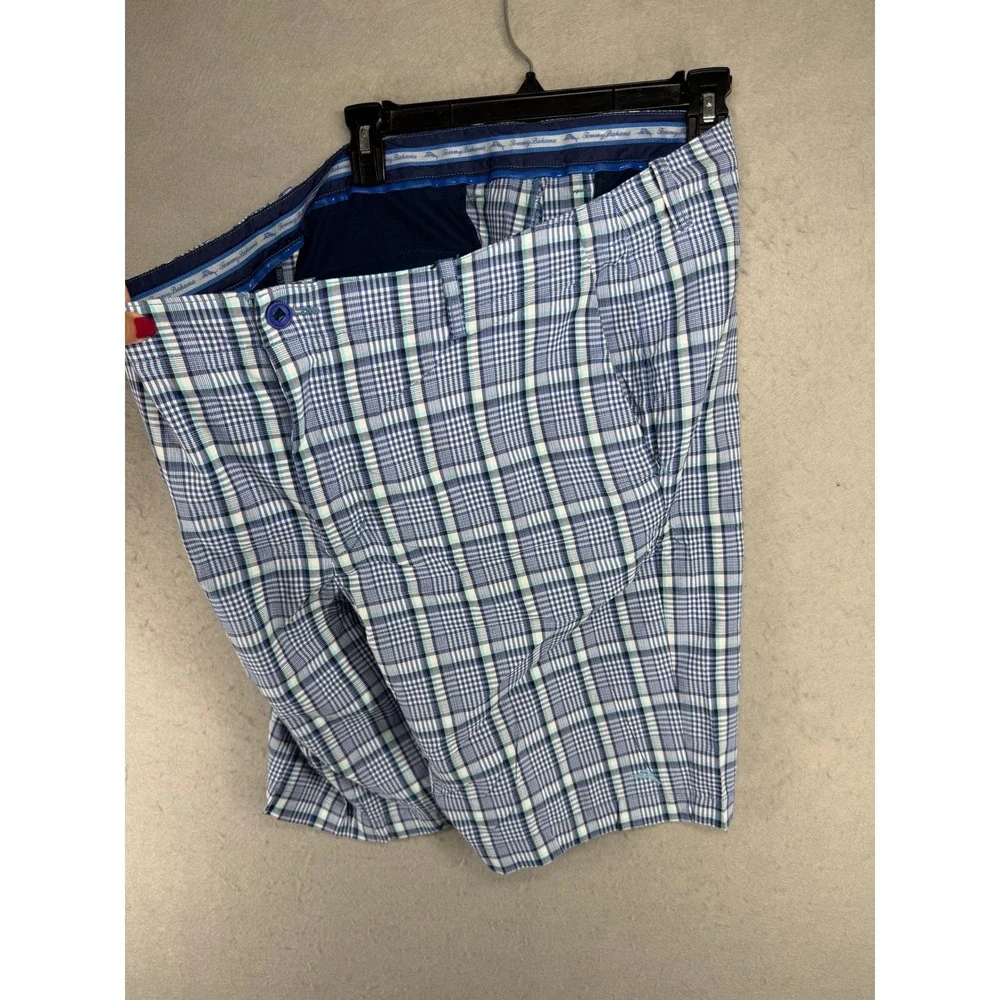 Tommy Bahama Mens Plaid Flat Front Shorts Blue White Teal Size 40